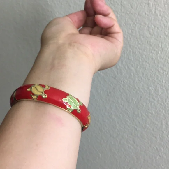 🖤NEW enamel turtle hinged bangle - Picture 14 of 15
